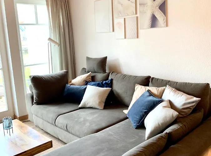 Mit Bootssteg Am In Σπίτι διακοπών