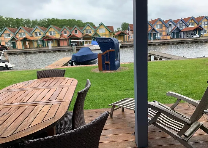 Mit Bootssteg Am In * Rheinsberg